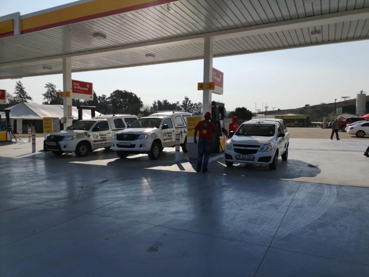 מלון אסטקורט Vm Truck Stop - Shell מראה חיצוני תמונה